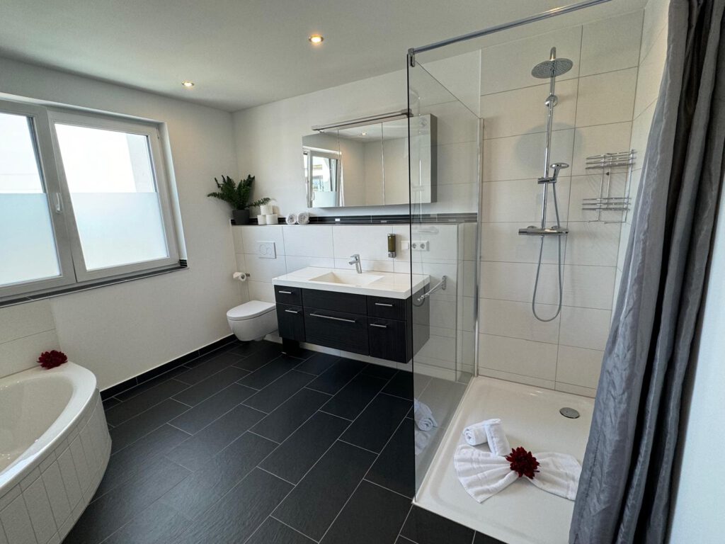 original-C74342BB-C24F-4D7E-B619-B3D3A8325533